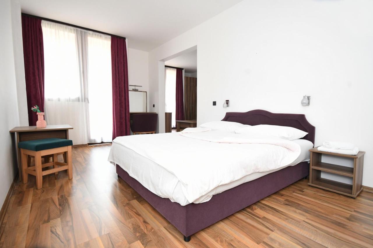 Hotel Mladost Тьентиште Экстерьер фото