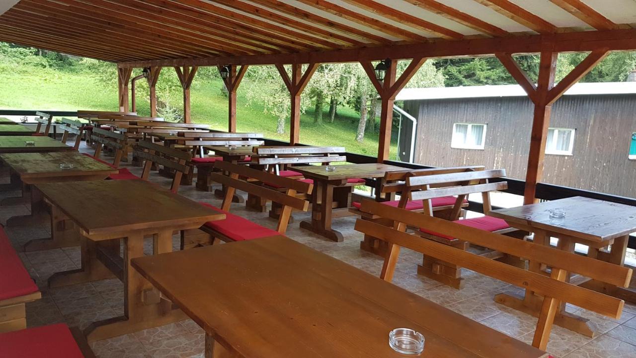 Hotel Mladost Тьентиште Экстерьер фото